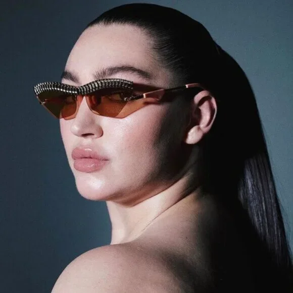 NWT Christian Cowan x Le Specs silver cat eye mirrored lens sunglasses